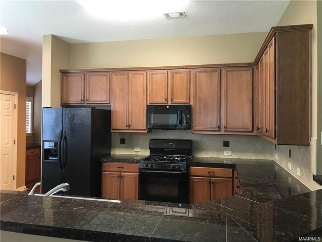 Building Photo - 3912 Claiborne Cir