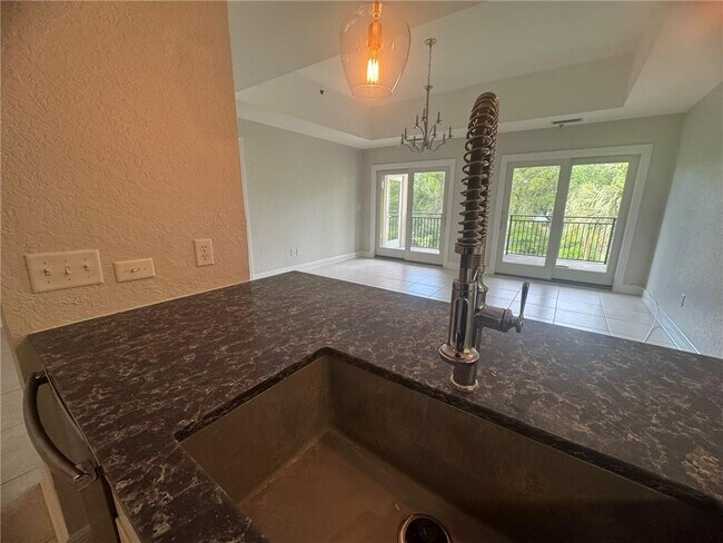 Building Photo - 150 Salt Air Dr