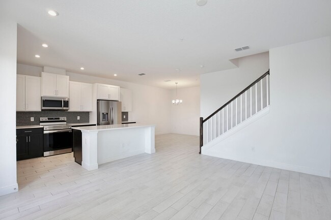 Building Photo - Stunning 3/2.5 Modern Townhome with a Priv...