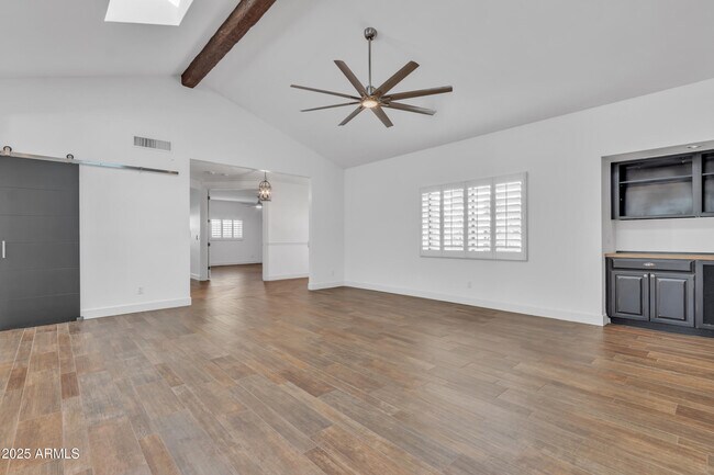 Building Photo - 10424 E Cannon Dr