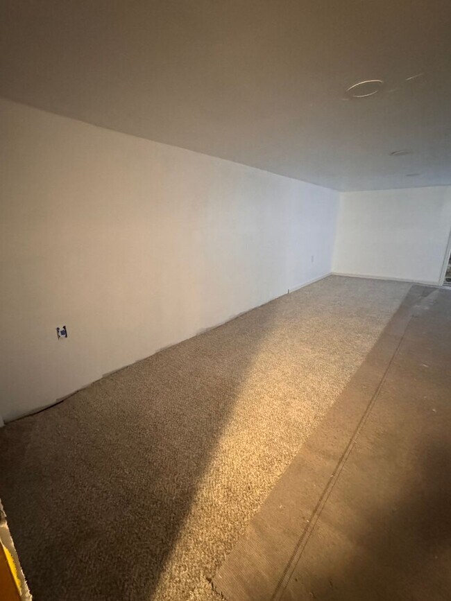 Building Photo - 710 Pennsylvania Ave