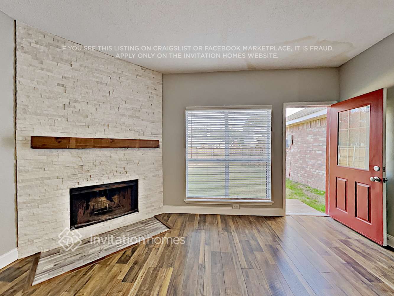 Building Photo - 7992 Roundtable Rd