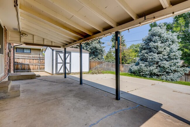 Building Photo - 4641 W Tufts Ave