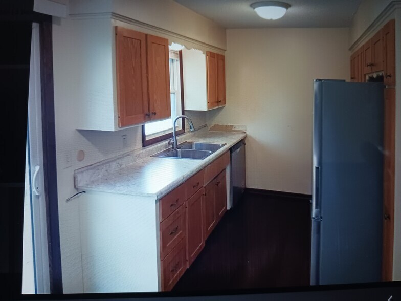 Building Photo - 4121 5th Pl NW