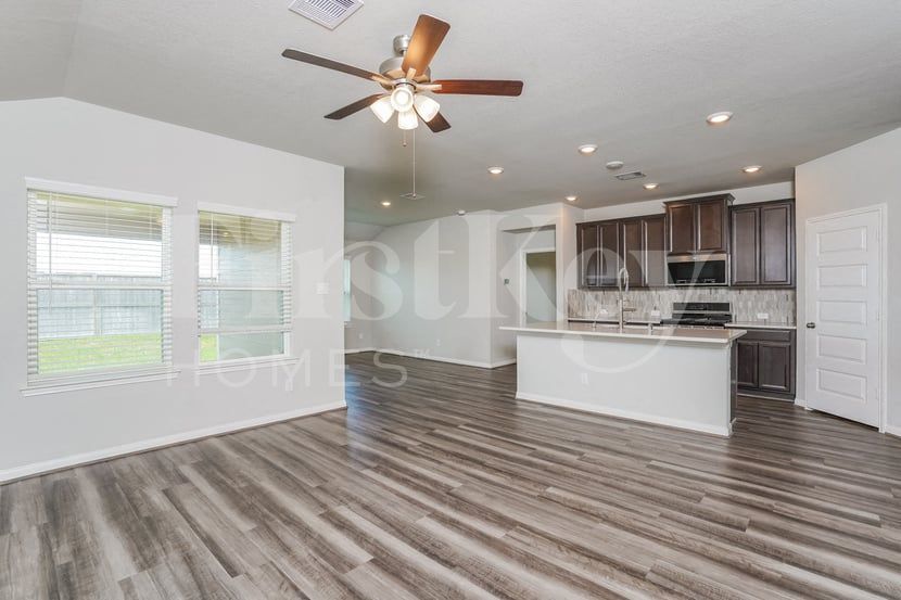 Building Photo - 1011 Barstow Dr