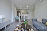 Building Photo - Giant 1 BED in Bushwick!