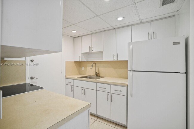 Building Photo - 18100 Atlantic Blvd