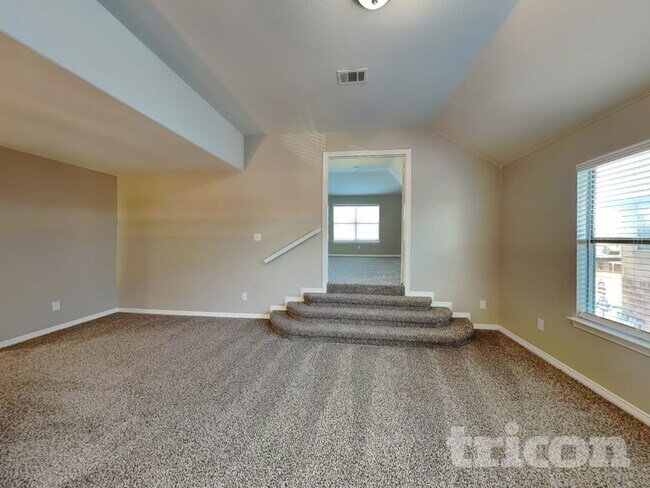 Building Photo - 2712 Columbus