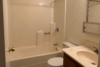 Building Photo - Sandpiper Apartments
