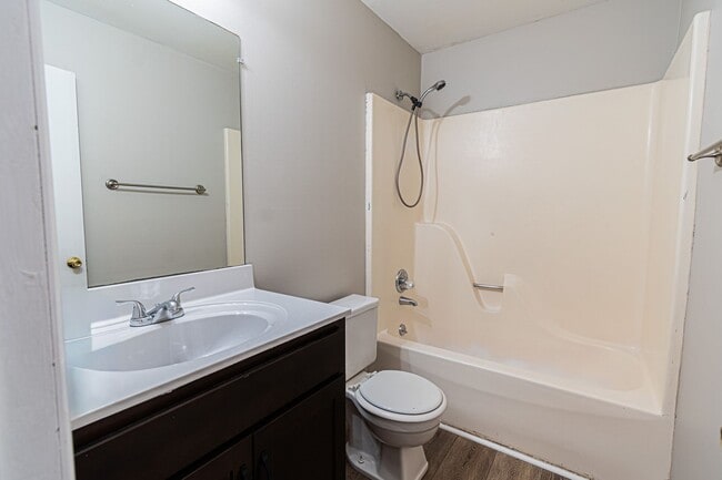 Building Photo - Half off 1 months rent