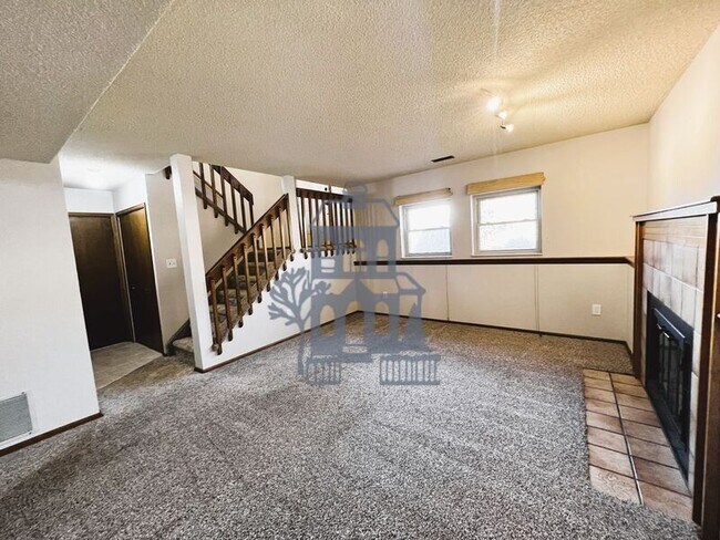 Building Photo - 5419 Alteza Dr