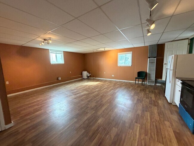 Building Photo - Flintwood- JK