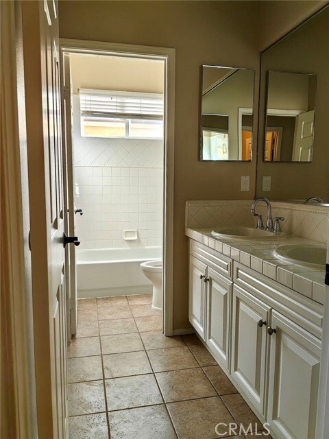 Building Photo - 11 Carmichael