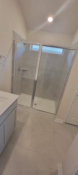 Building Photo - 1231 Meyers Mdw