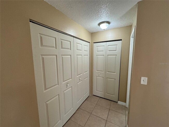 Building Photo - 10427 Flowers Ave