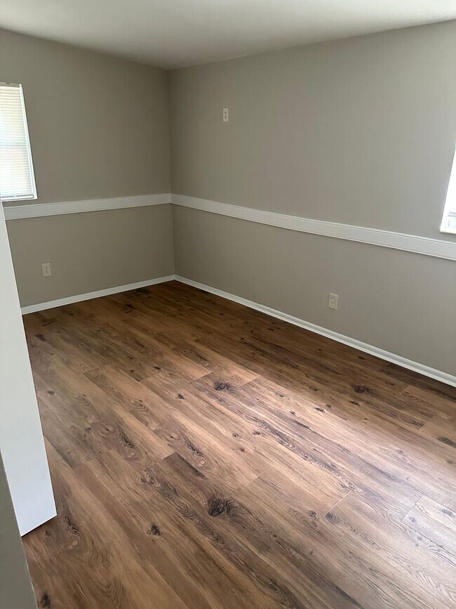 Building Photo - Cozy Home in Cloverdale