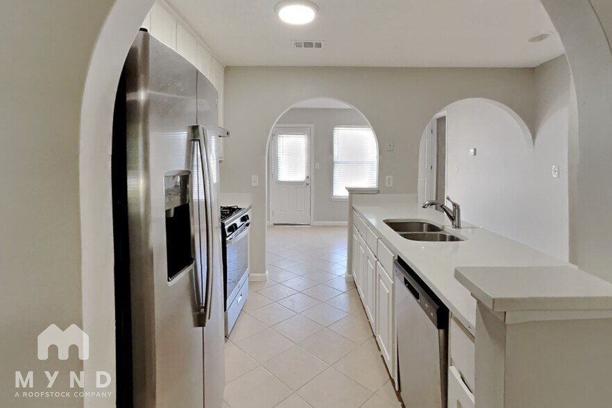 Building Photo - 3668 Jervis Ct