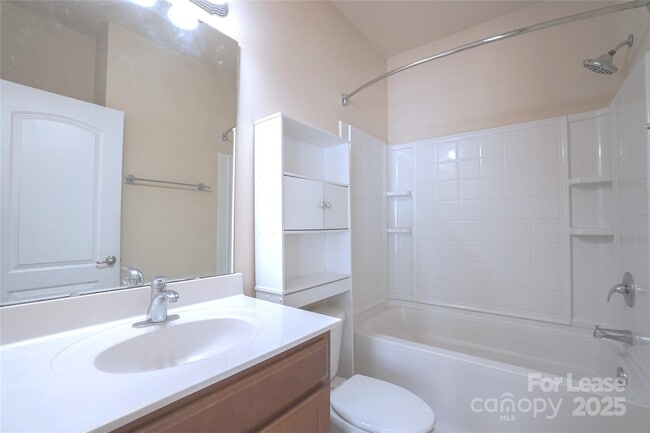 Building Photo - 11125 Cedar Walk Lane