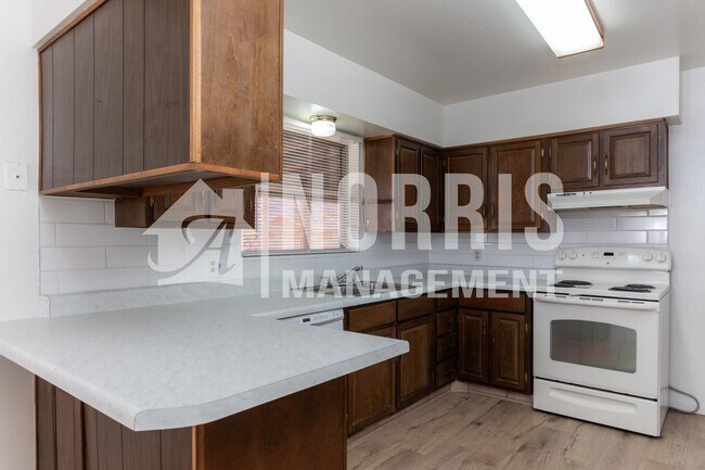 Building Photo - NO HOA, Brick Home and Located in Arizona ...