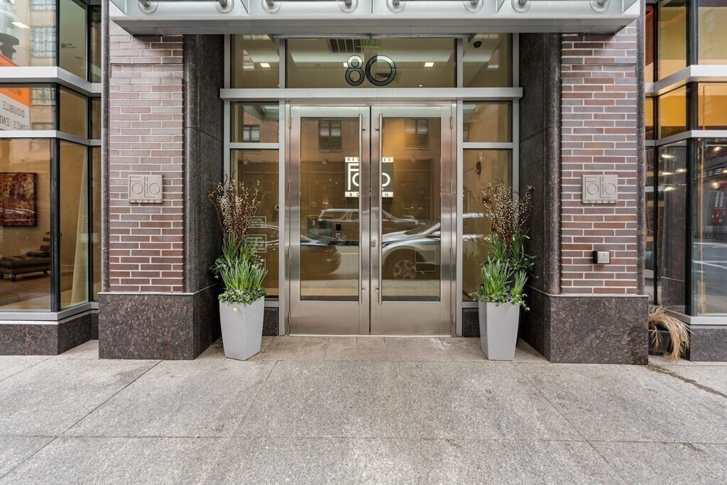 Building Photo - 80 Broad St