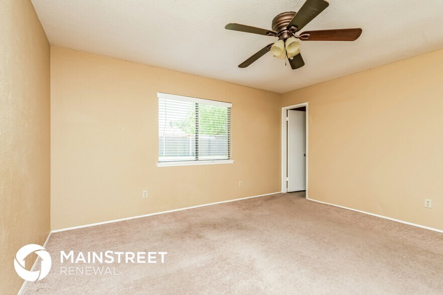 Building Photo - 6932 Sandstone Ct