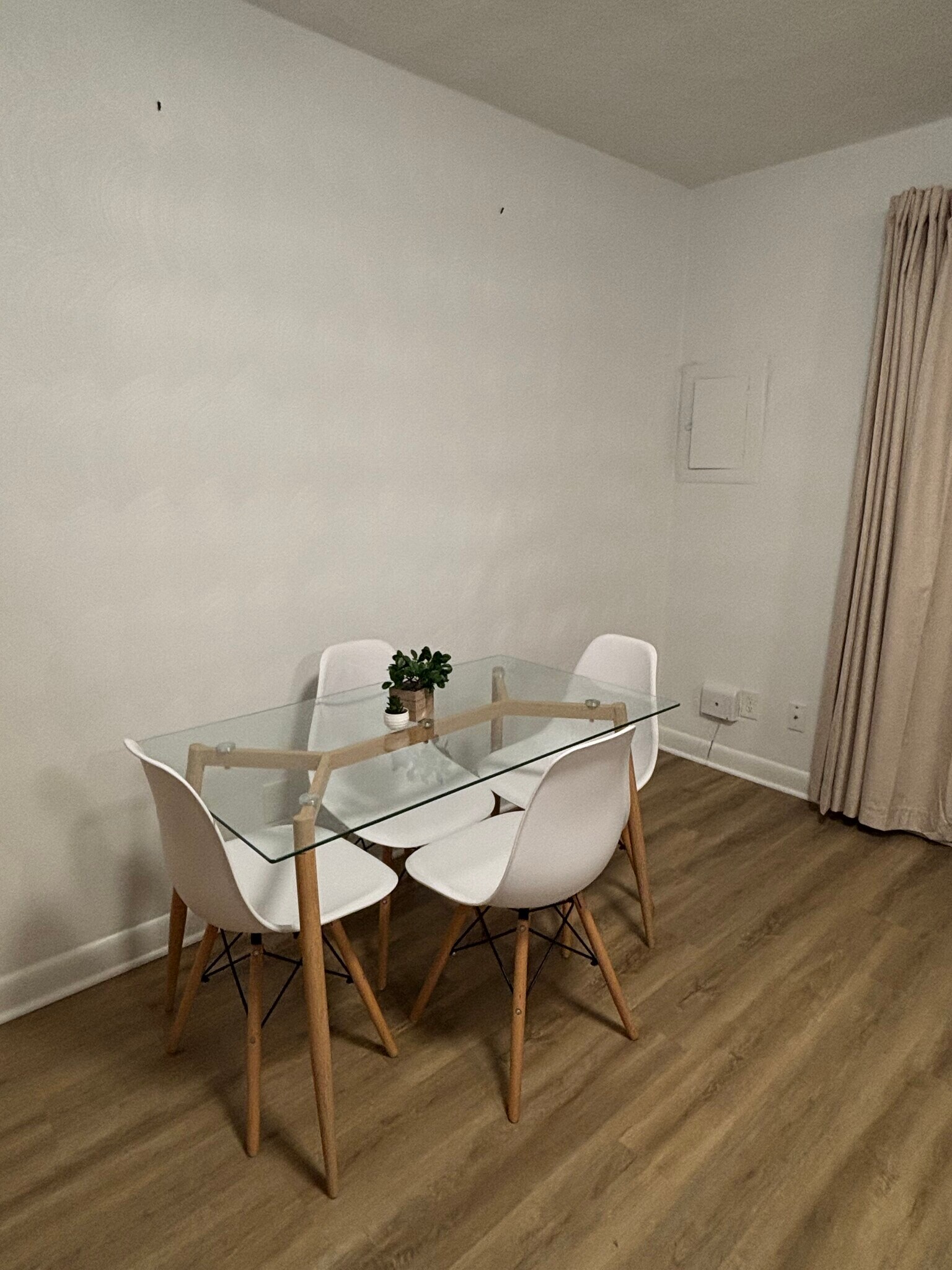 Building Photo - 3441 Bruin Dr