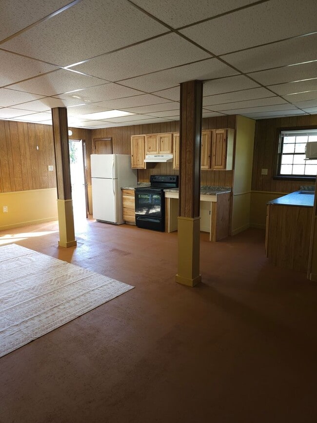 Building Photo - Ruckersville, -1 bedroom/1 bath, Terrace a...