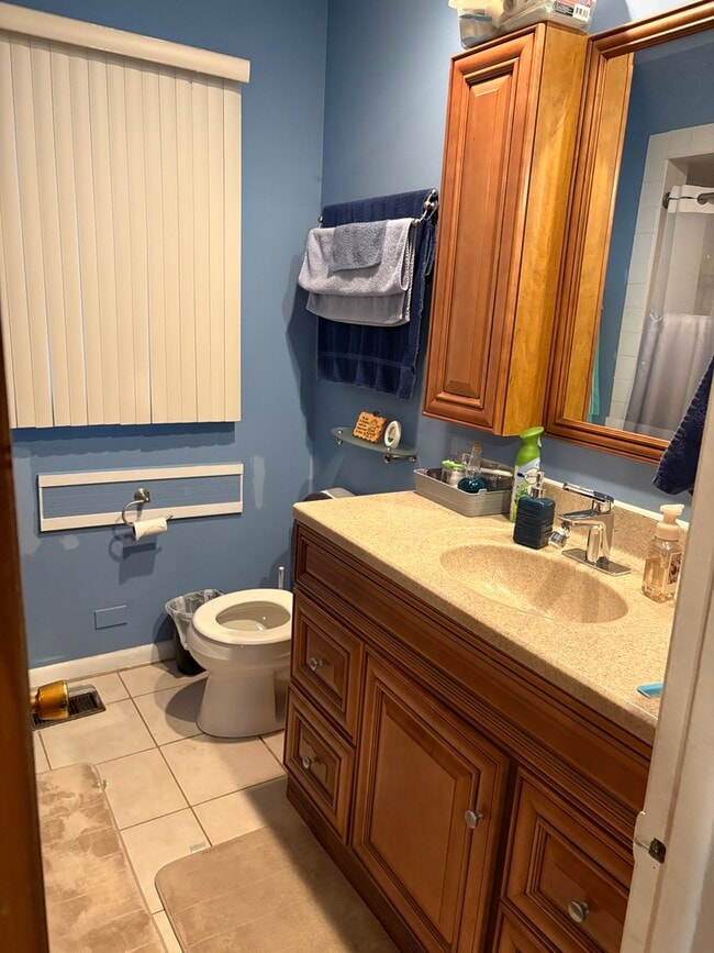 Building Photo - 980 County Line Rd