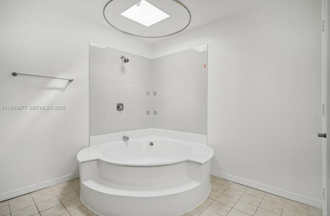 Building Photo - 7024 SW 114th Pl