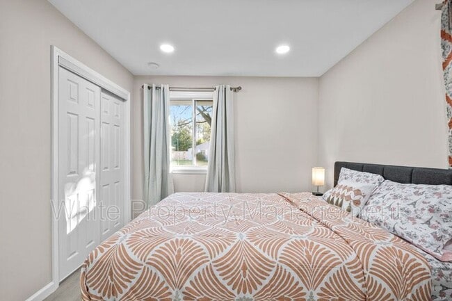 Building Photo - 2620 Englehardt St