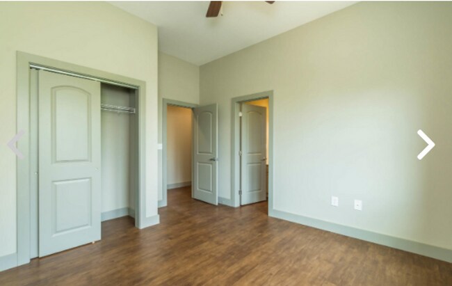 Building Photo - 1307 N Washington St