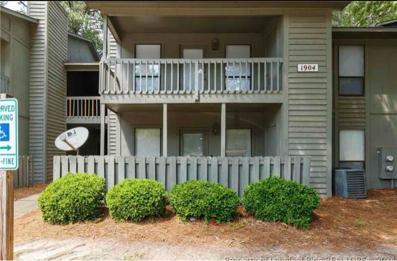 Building Photo - 1904 Tryon Dr