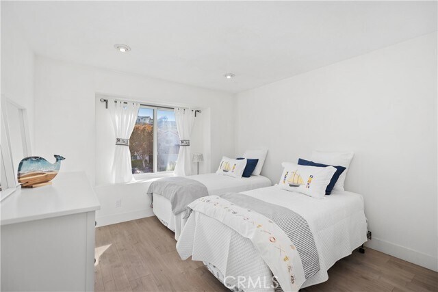 Building Photo - 25671 Cresta Loma