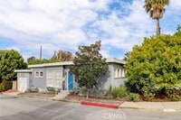 Building Photo - 2918 Walnut Ave