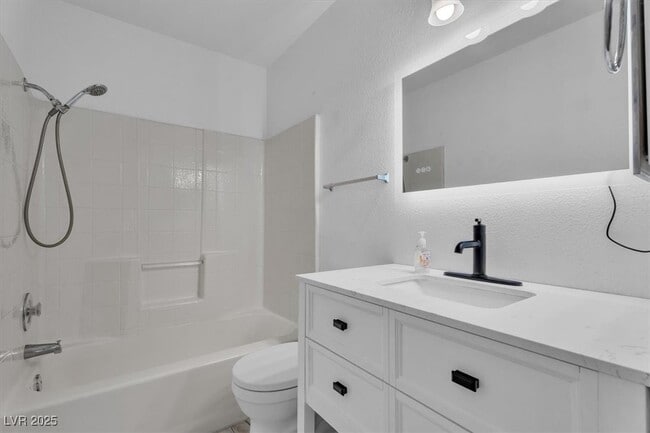 Building Photo - 8200 Cimarron Ridge Dr