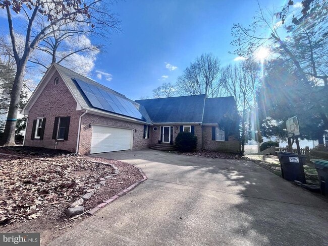 Building Photo - 3012 Cruiser Dr