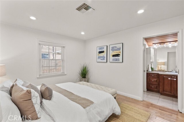 Building Photo - 6313 Bluebell Ave