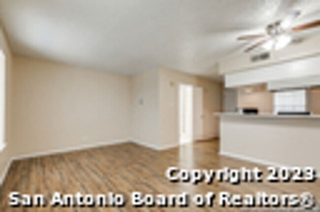 Building Photo - 1045 Shook Ave