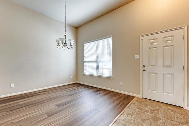 Building Photo - 3310 Daniel Falls Ln