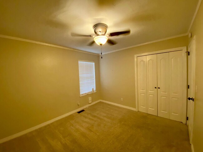 Building Photo - Welcome Home!