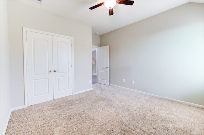 Building Photo - 16855 Big Reed Dr