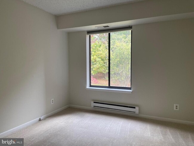 Building Photo - 15311 Beaverbrook Ct