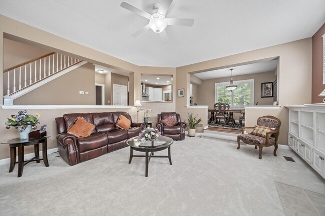 Building Photo - 4939 Stonehaven Dr