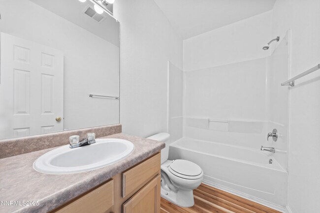 Building Photo - 200 Talus Way