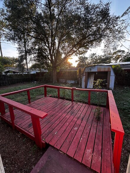 Building Photo - 1142 Landmark Ln