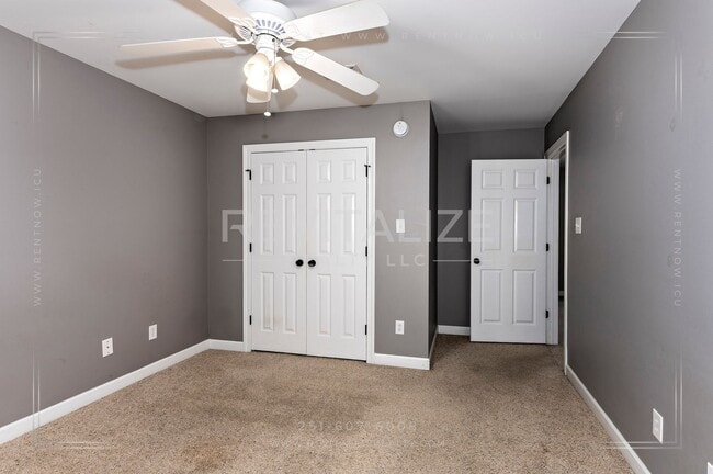 Building Photo - 3 Bed 2.5 Bath Townhome in West Mobile