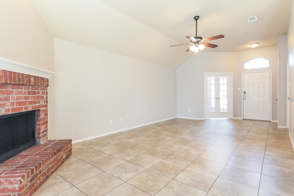 Building Photo - 133 Pinion Ln
