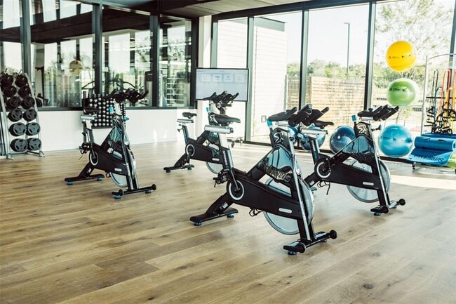 Building Photo - 7712 Boyd Hvn Dr