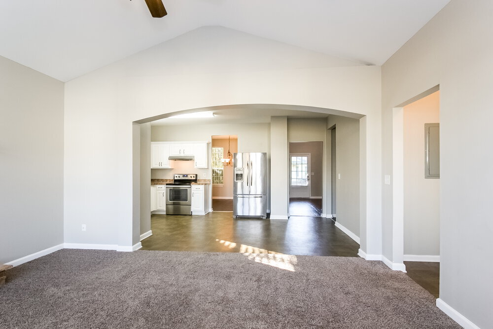Building Photo - 618 Brookwater Dr
