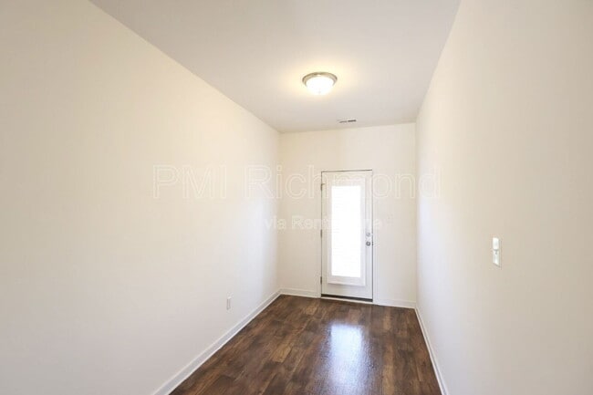 Building Photo - 12005 Rubystone Dr